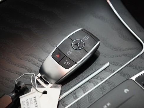 Used 2022 Mercedes-Benz GLC 43 AMG 4MATIC image 40