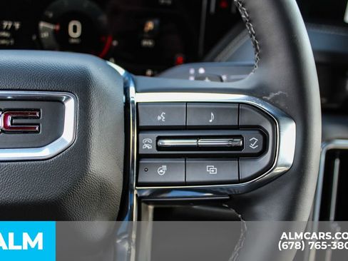 Used 2026 GMC Yukon XL Elevation image 30