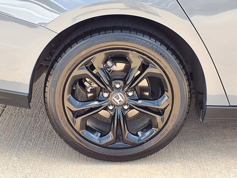 Used 2025 Honda Accord SE image 26