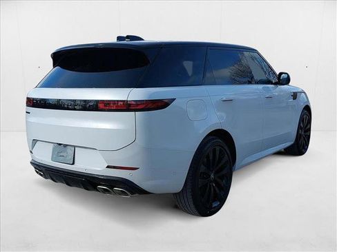 New 2025 Land Rover Range Rover Sport Dynamic SE image 5