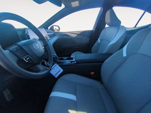 New 2026 Toyota Camry SE FWD image 9