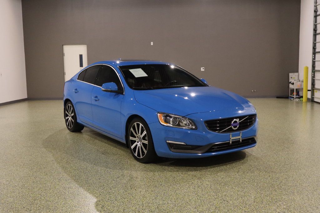 Used 2015 Volvo S60 T6 FWD image 1