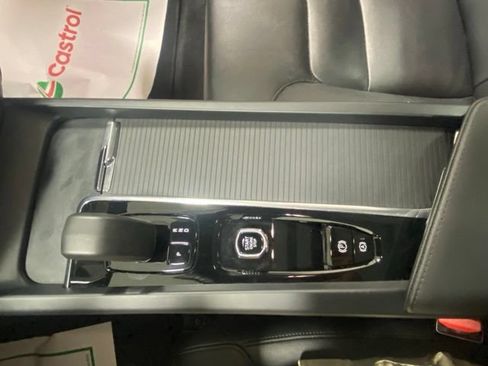 Used 2025 Volvo S60 B5 Core AWD/4WD image 26