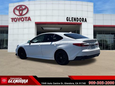 Certified 2025 Toyota Camry SE FWD image 7
