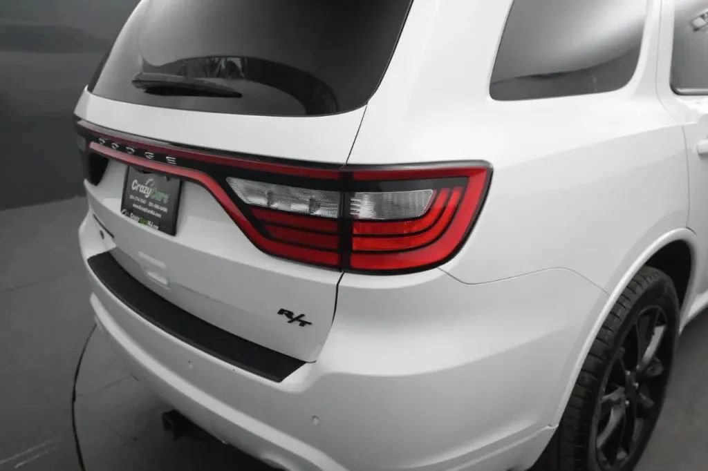 Used 2018 Dodge Durango R/T w/ Blacktop Package AWD/4WD image 15