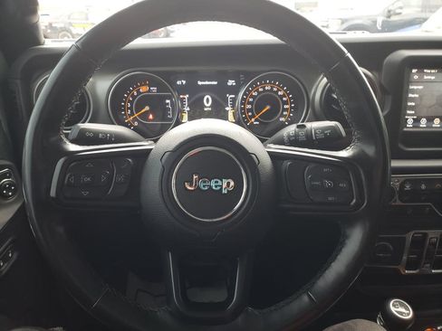 Used 2021 Jeep Wrangler Sport image 16