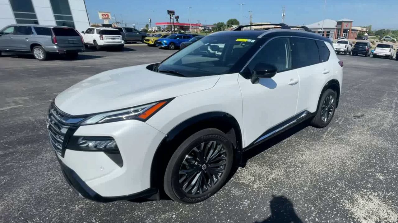 Used 2026 Nissan Rogue Platinum w/ Platinum Premium Package AWD/4WD image 5