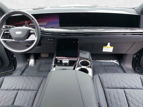 New 2025 Cadillac Escalade IQ Sport 1 w/ LPO, ONYX Package image 10