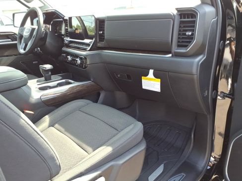 New 2026 GMC Sierra 1500 Elevation w/ Preferred Package AWD/4WD image 9