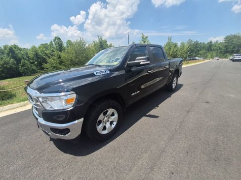 Used 2020 RAM 1500 Big Horn AWD/4WD image 1