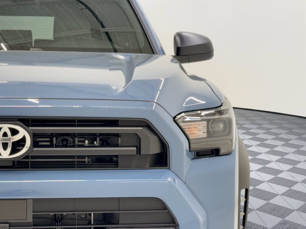 Used 2026 Toyota 4Runner SR5 RWD image 12