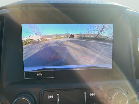 Used 2022 GMC Terrain AT4 image 27