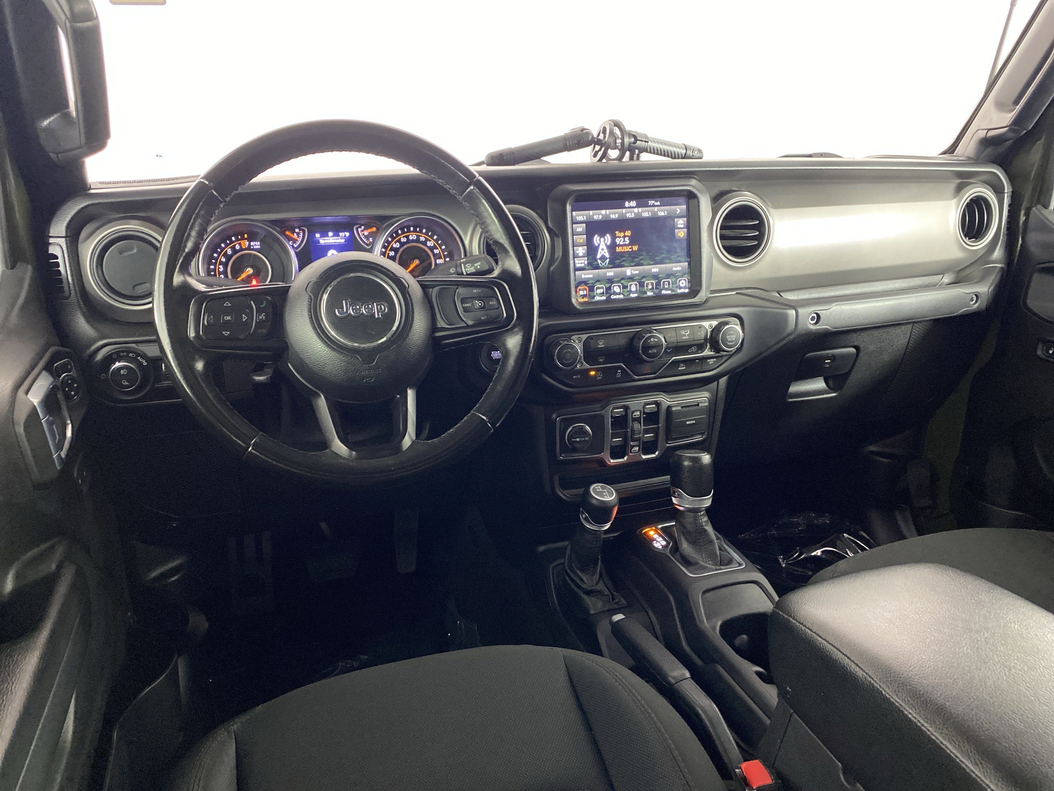 Used 2022 Jeep Gladiator Sport AWD/4WD image 19