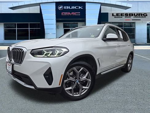 Used 2024 BMW X3 xDrive30i image 3