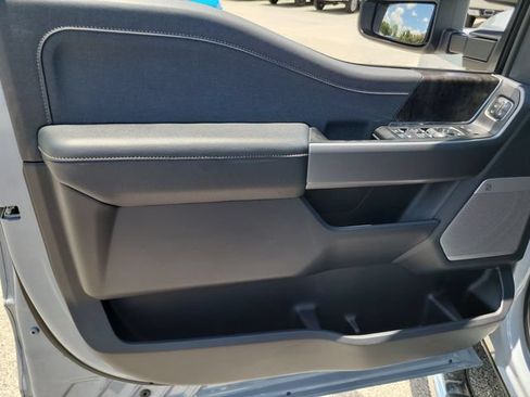 Used 2026 Ford F250 Lariat AWD/4WD image 17