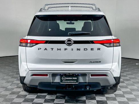 Certified 2025 Nissan Pathfinder Platinum w/ Cargo Package image 7