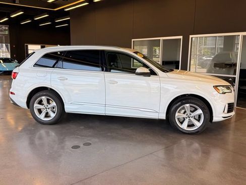 Used 2023 Audi Q7 3.0T Premium AWD/4WD image 6
