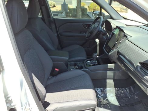 Used 2025 Subaru Forester Premium AWD/4WD image 20