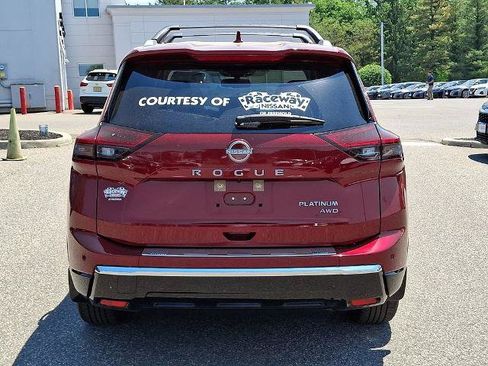 Certified 2025 Nissan Rogue Platinum AWD/4WD image 7