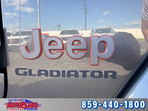 Used 2022 Jeep Gladiator Mojave w/ LED Lighting Group AWD/4WD image 16