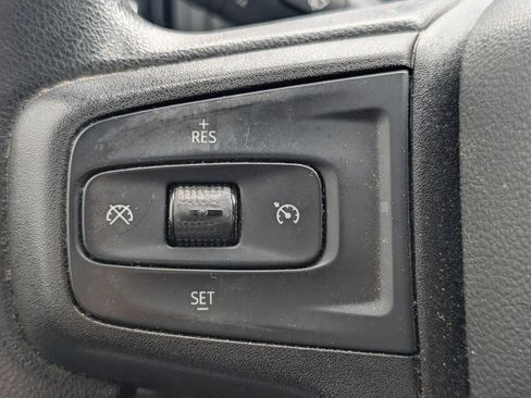 Used 2021 Chevrolet Silverado 1500 Custom AWD/4WD image 12