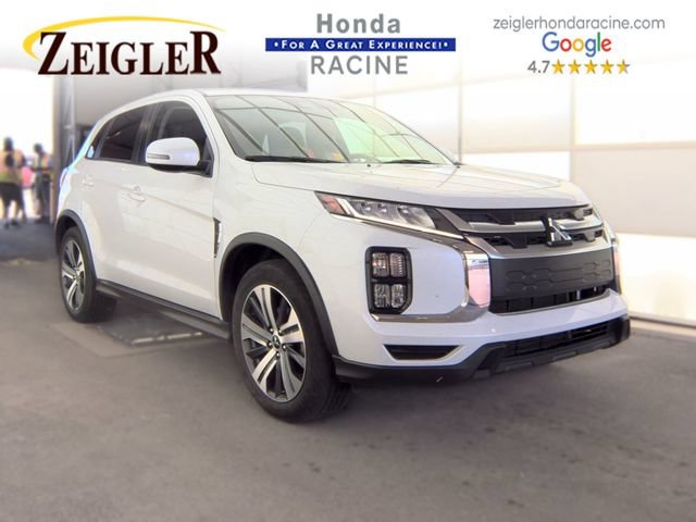 Used 2025 Mitsubishi Outlander Sport AWD image 1