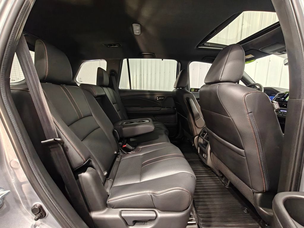 Used 2022 Honda Passport TrailSport image 25