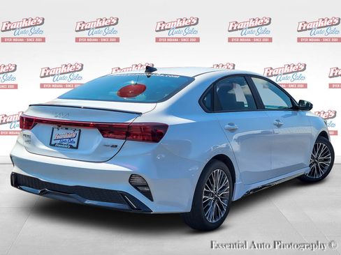 Used 2024 Kia Forte GT-Line w/ GT-Line Premium Package image 8