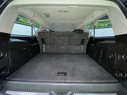 Used 2016 Chevrolet Suburban LT image 29