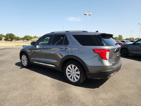 Used 2023 Ford Explorer Limited w/ Limited Technology Package RWD image 4