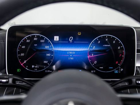 Used 2026 Mercedes-Benz CLE 450 4MATIC Cabriolet image 29