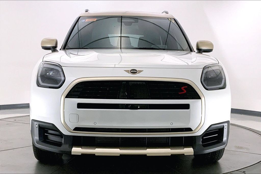 Used 2025 MINI Cooper Countryman S w/ Comfort Package Max AWD/4WD image 2