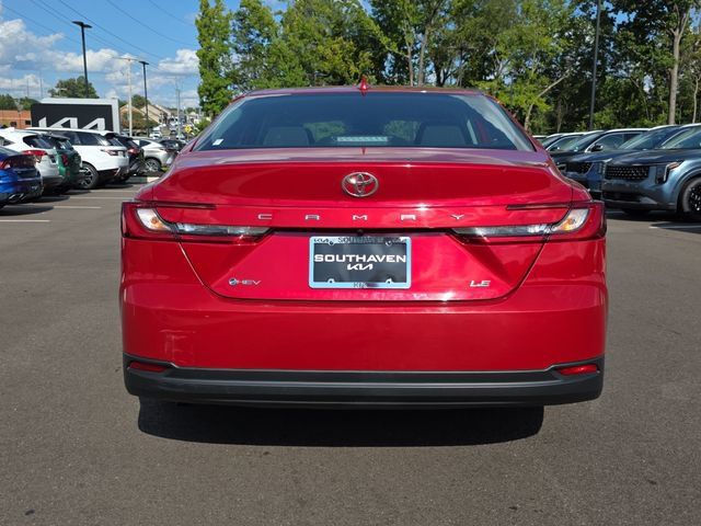 Used 2025 Toyota Camry LE FWD image 4