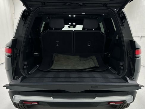 Used 2023 Rivian R1S Adventure image 43