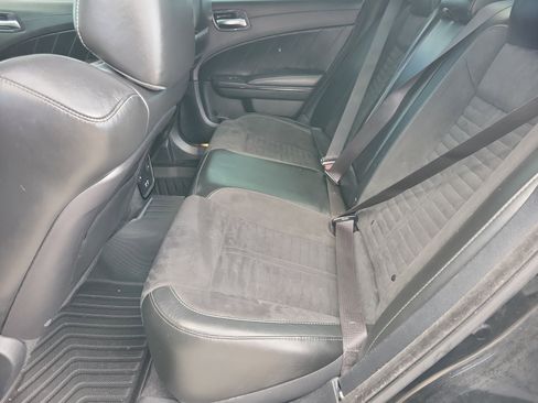 Used 2019 Dodge Charger Scat Pack w/ Daytona Edition Group image 9