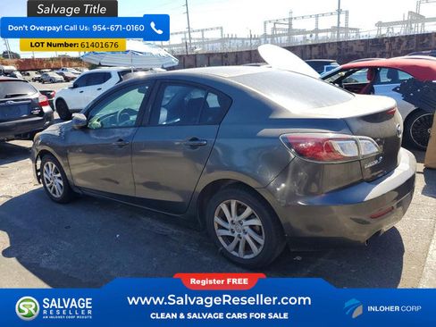 Used 2012 MAZDA MAZDA3 i Touring FWD image 3