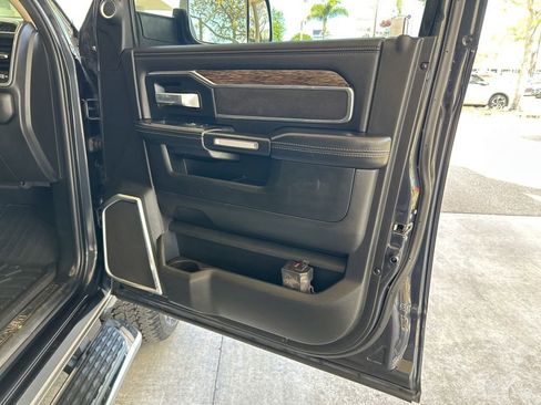 Used 2019 RAM 2500 Laramie image 28