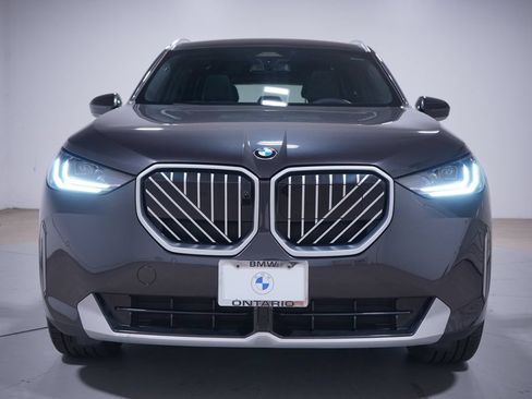 Used 2025 BMW X3 xDrive30i AWD/4WD image 4