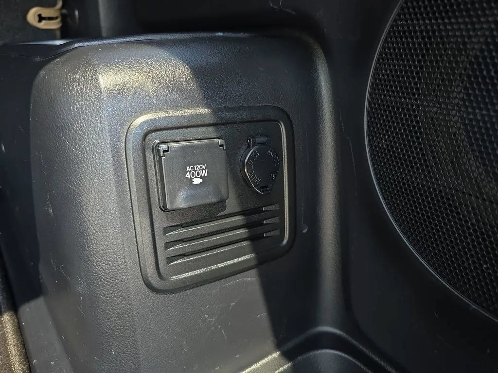 Used 2016 Toyota 4Runner Limited RWD image 26