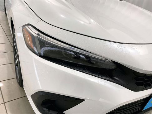 Used 2023 Honda Civic LX image 30