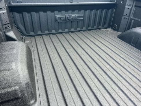 New 2026 GMC Sierra 1500 Denali w/ Technology Package AWD/4WD image 13