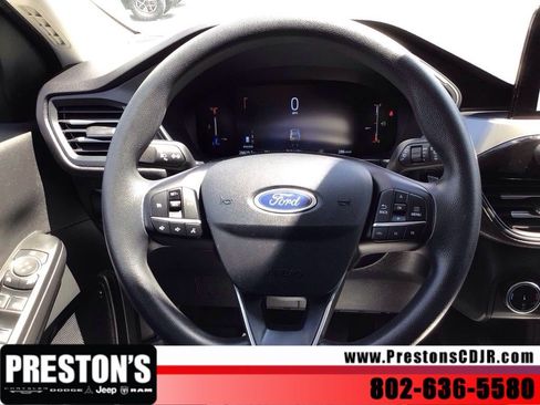 Used 2025 Ford Escape Active AWD/4WD image 15