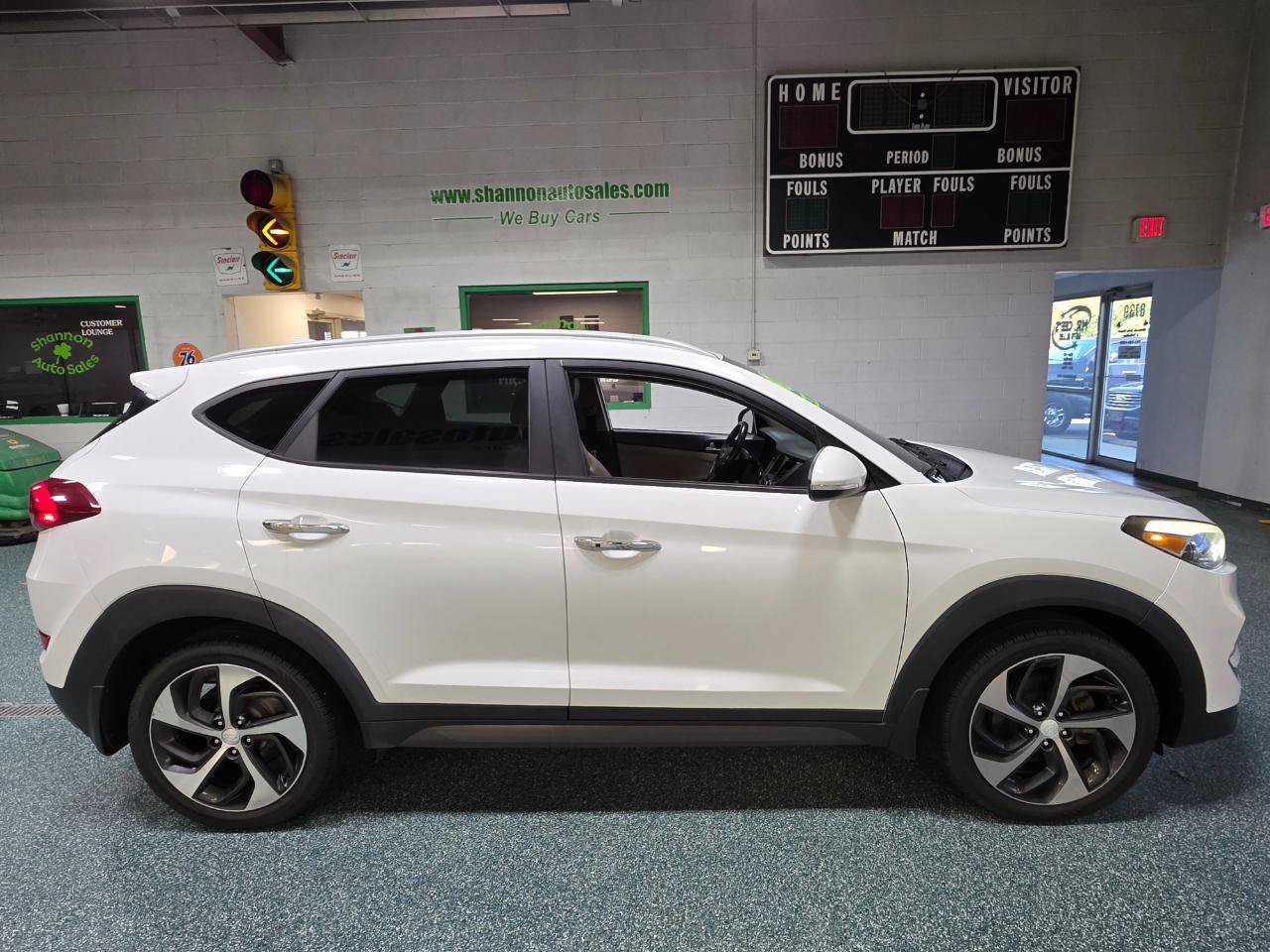 Used 2016 Hyundai Tucson Limited AWD/4WD image 5
