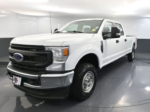 Used 2022 Ford F250 XL w/ Power Equipment Group image 13