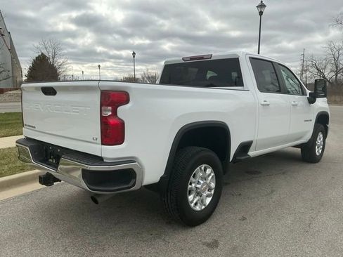 Used 2024 Chevrolet Silverado 2500 LT w/ Convenience Package image 6