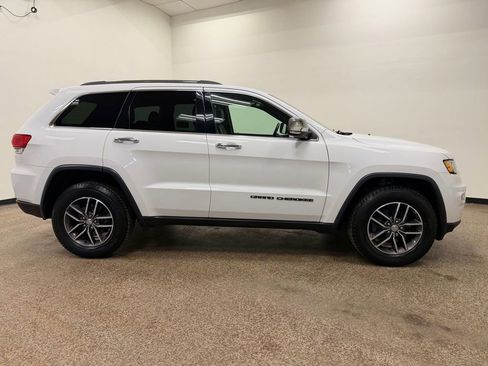 Used 2018 Jeep Grand Cherokee Limited image 8