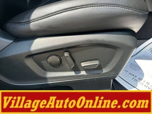 Used 2020 Ford Explorer XLT w/ Equipment Group 202A AWD/4WD image 47