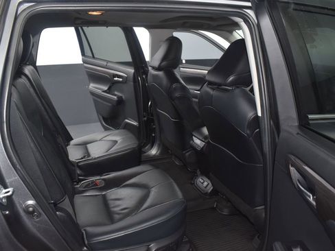 Used 2023 Toyota Highlander Limited image 14