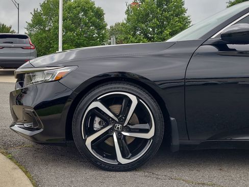 Certified 2022 Honda Accord Sport image 9