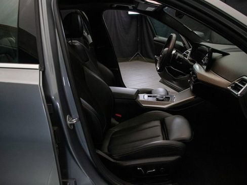 Used 2025 BMW 330i xDrive Sedan image 16